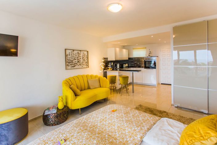 Image No.1-1 Bed Studio for sale