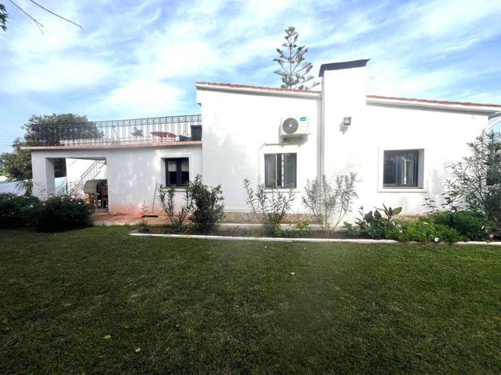 Image No.1-Villa de 4 chambres à vendre à Marbella