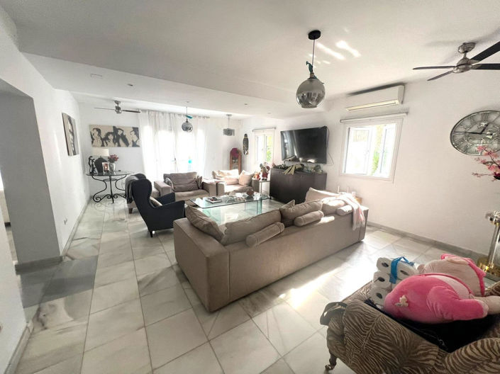 Image No.15-4 Bed Villa for sale