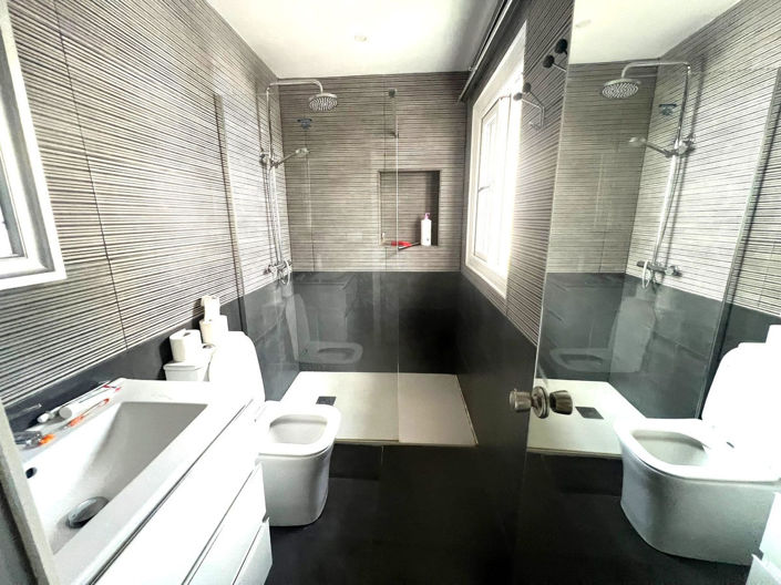 Image No.20-4 Bed Villa for sale