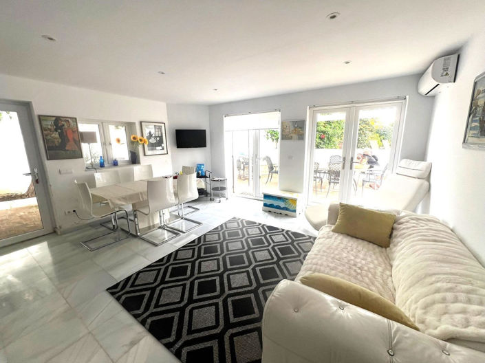 Image No.7-4 Bed Villa for sale