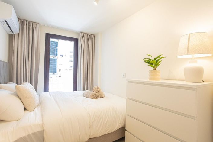 Image No.10-3 Bed Apartment for sale