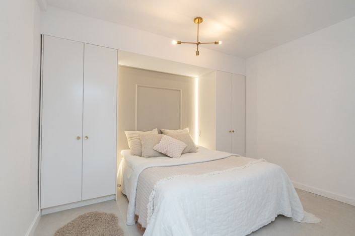 Image No.19-3 Bed Property for sale