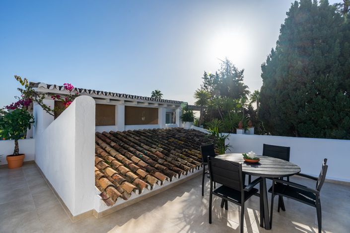 Image No.9-3 Bed Property for sale