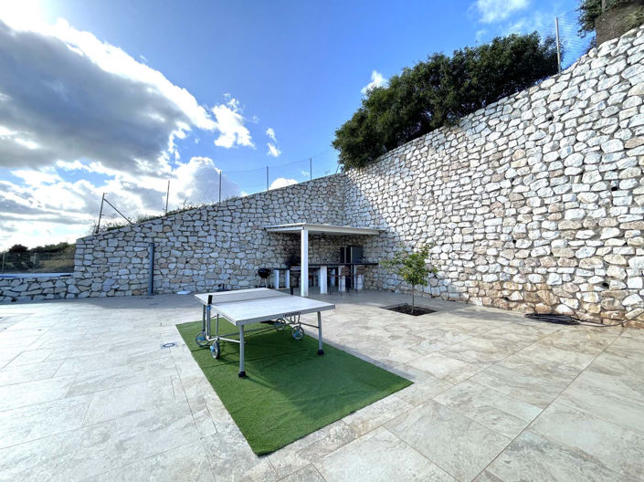 Image No.15-7 Bed Villa for sale