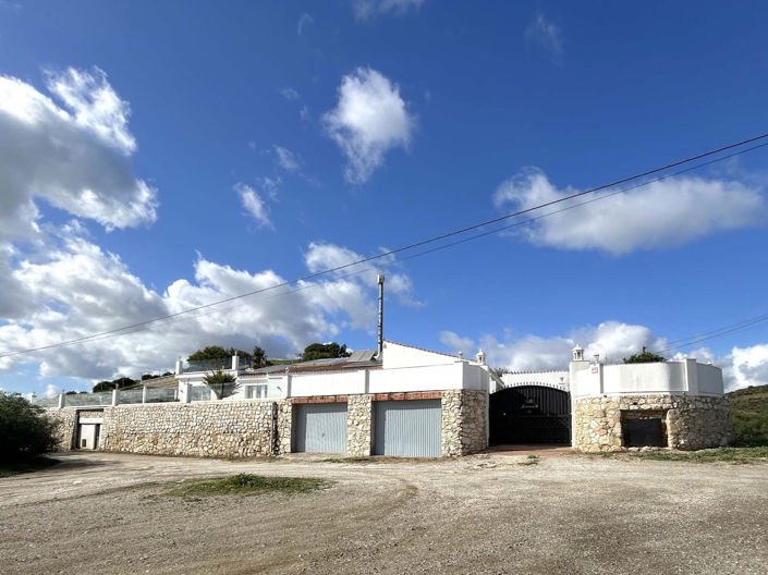 Image No.8-7 Bed Villa for sale