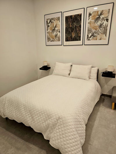 Image No.3-3 Bed Apartment for sale