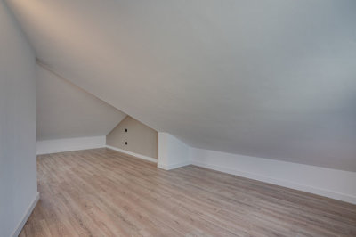 b98le8d7m9k3degpefzhs0lif8u4xzvzhwxtmggyekxx9