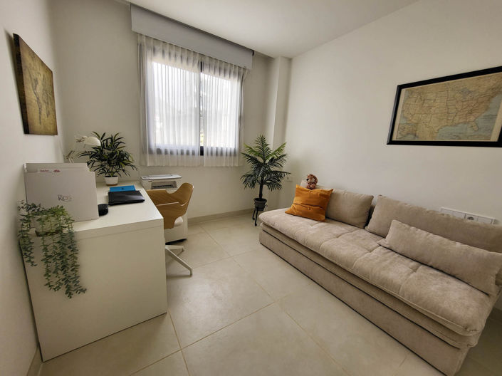 Image No.15-3 Bed Apartment for sale