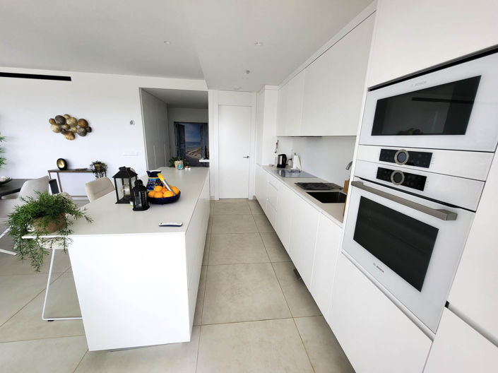 Image No.6-3 Bed Apartment for sale