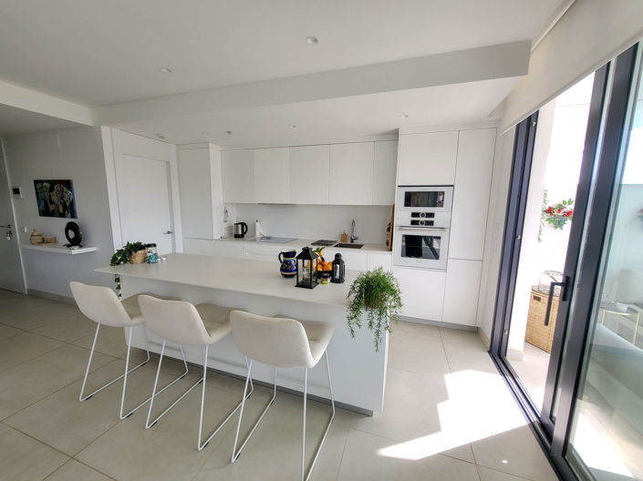 Image No.7-3 Bed Apartment for sale