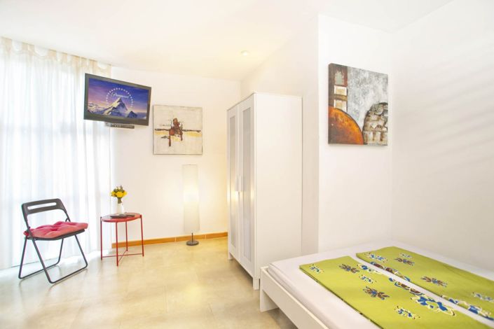 Image No.15-8 Bed Villa for sale