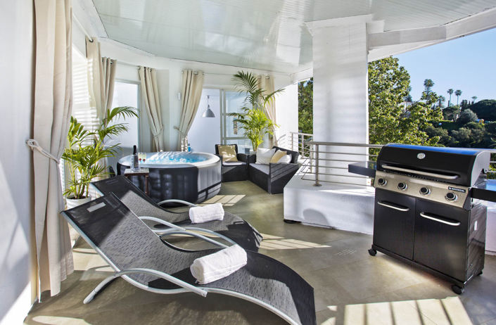 Image No.4-8 Bed Villa for sale