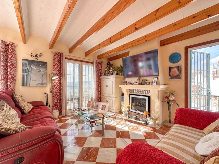 Image No.4-3 Bed Townhouse for sale