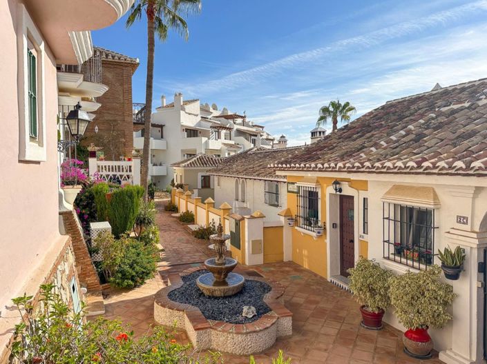 Image No.1-Maison de ville de 3 chambres à vendre à Mijas