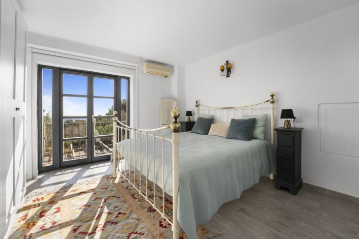 Image No.13-4 Bed Villa for sale