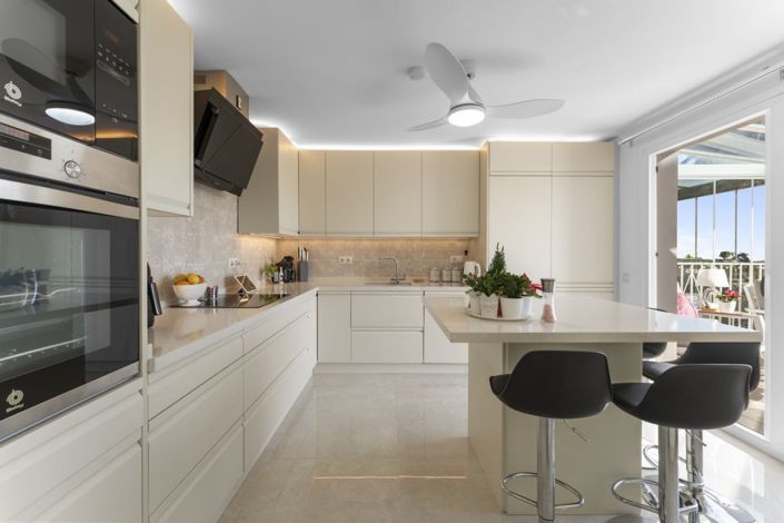 Image No.17-3 Bed Villa for sale