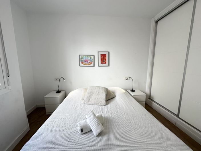 Image No.15-2 Bed Property for sale