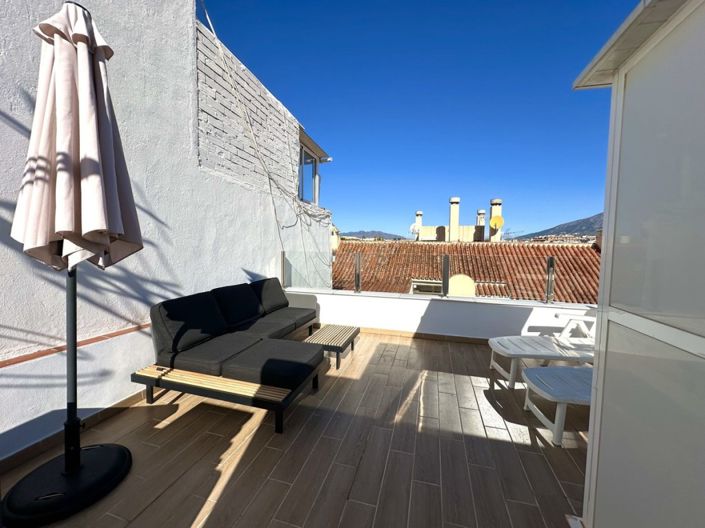 Image No.1-2 Bed Property for sale