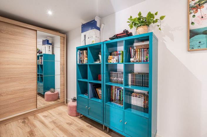 Image No.16-4 Bed Chalet for sale