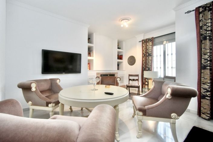 Image No.1-3 Bed Villa for sale