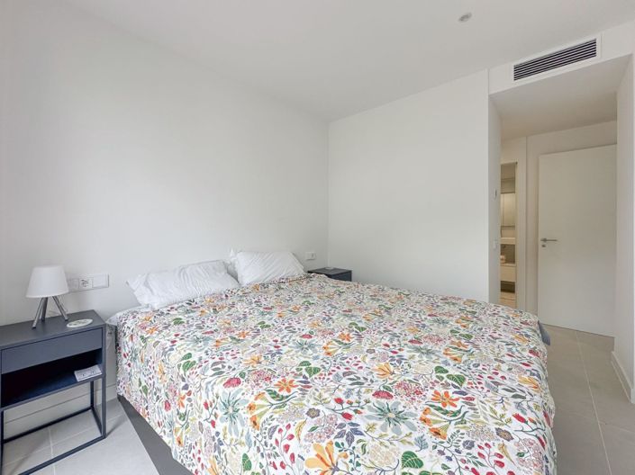 Image No.11-2 Bed Apartment for sale