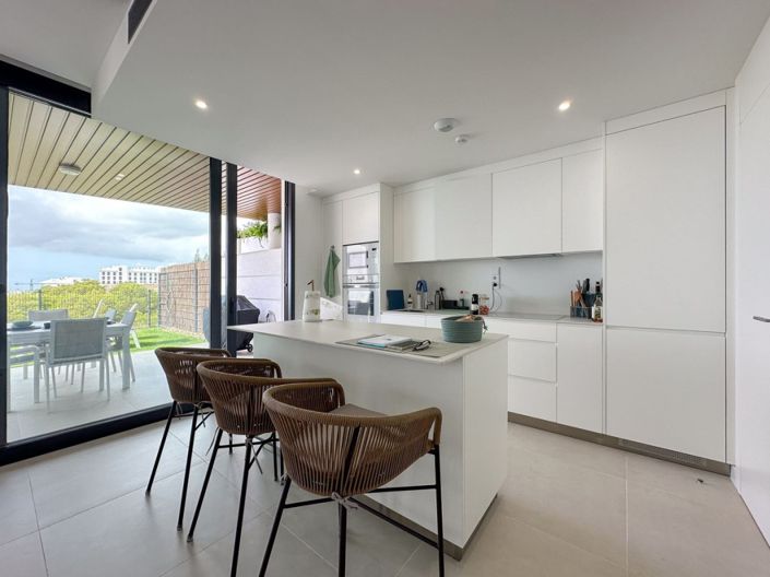 Image No.19-2 Bed Apartment for sale