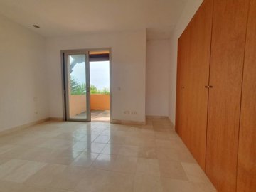 Main Bedroom2