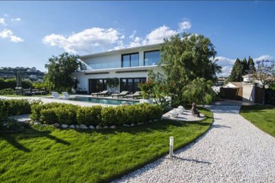 Villa 1