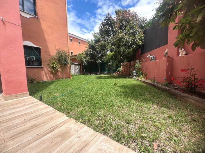 Image No.11-2 Bed Property for sale