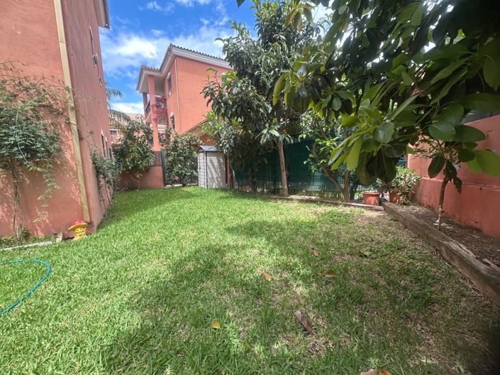 Image No.12-2 Bed Property for sale