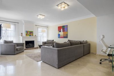 Living area3