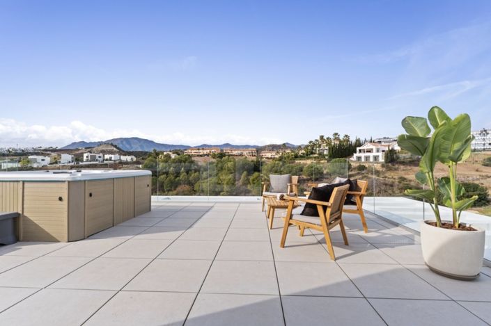 Image No.6-6 Bed Villa for sale