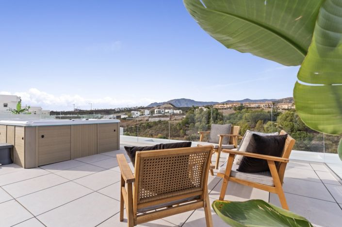 Image No.7-6 Bed Villa for sale