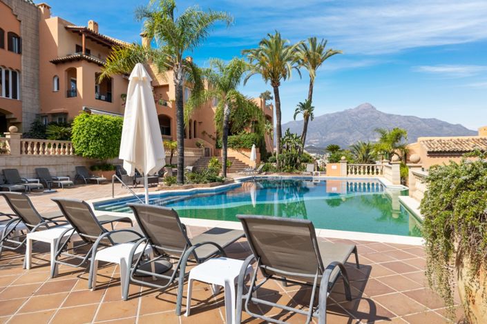 Image No.1-3 Bed Property for sale