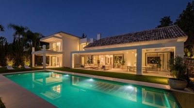 Property by night2