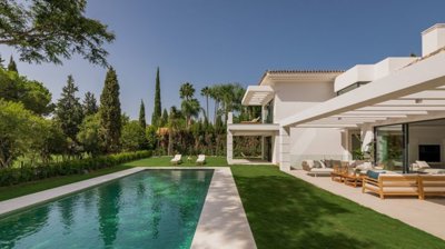 Pool area