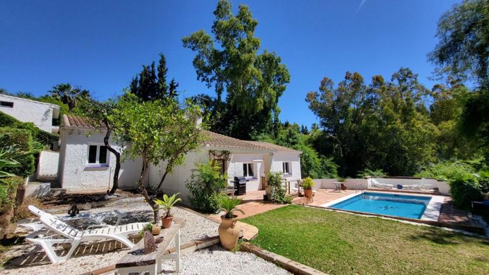 Image No.1-4 Bed Bungalow for sale