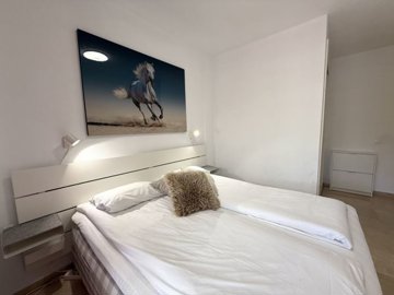 bedroom (3)