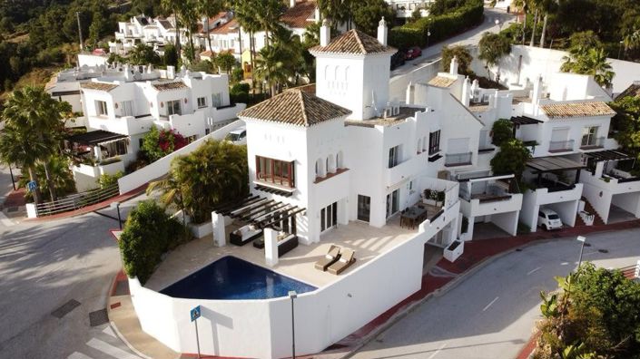 Image No.1-Maison de ville de 4 chambres à vendre à Marbella
