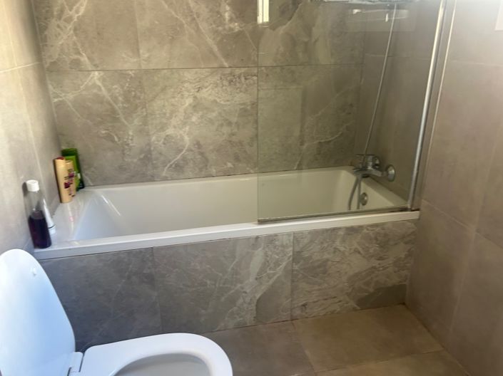 Image No.11-4 Bed Townhouse for sale