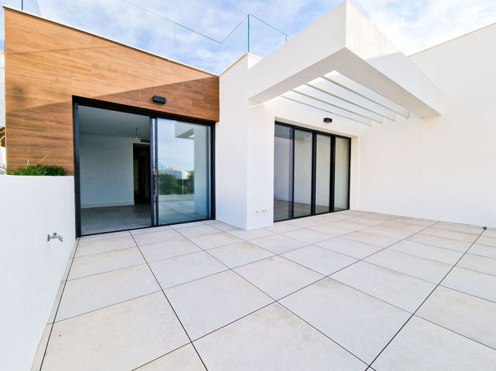 Image No.5-2 Bed Property for sale