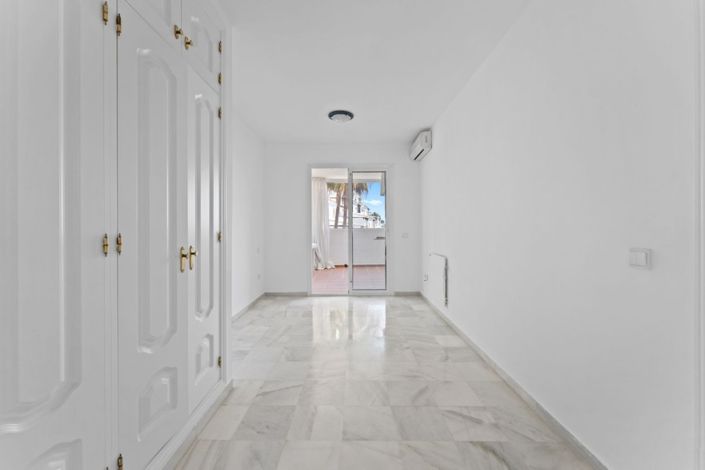 Image No.8-Appartement de 2 chambres à vendre à Riviera del Sol