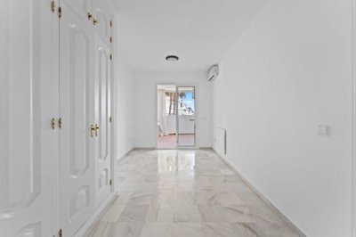 room (2)