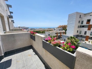 Right Casa 3 bedroom (2)