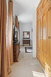 corridor (1)
