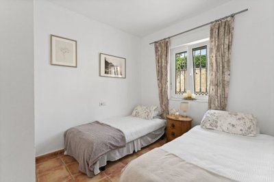 bedroom (2)