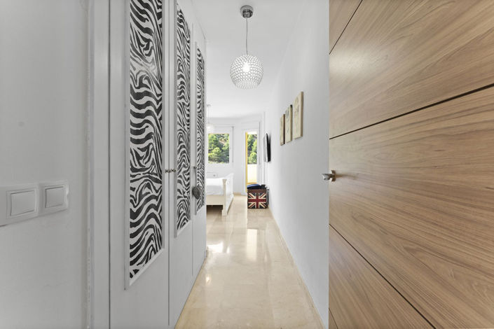 Image No.10-3 Bed Apartment for sale