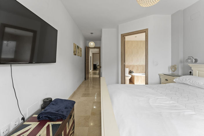 Image No.11-3 Bed Apartment for sale