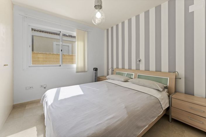 Image No.9-3 Bed Apartment for sale